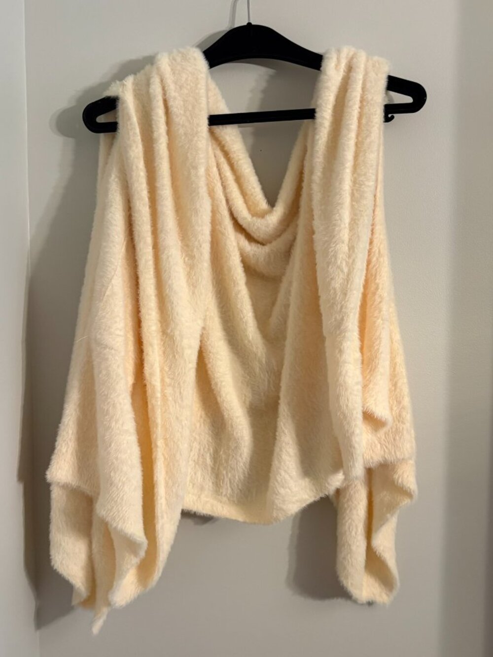 Aerie Marshallow Cape Scarf - Picture 2 of 4